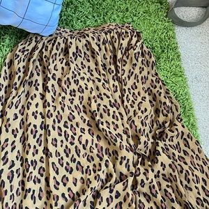 Size small. Cheetah print long skirt.